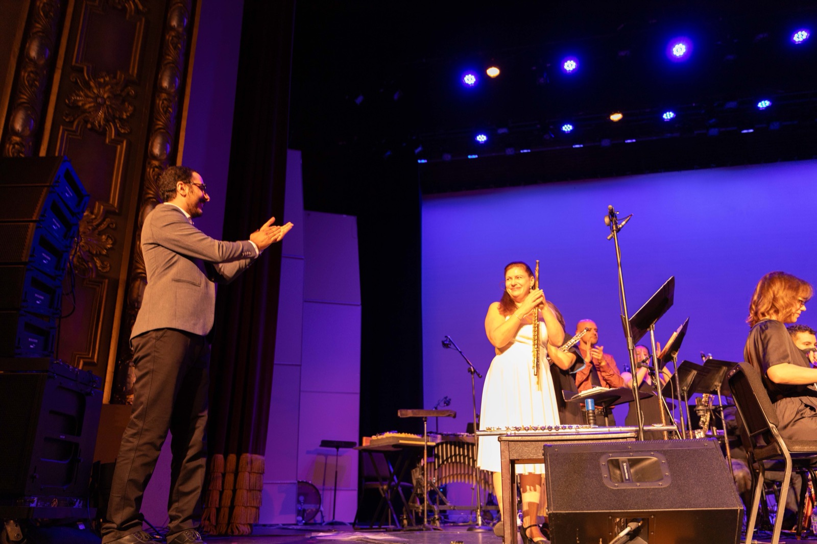 Mahbod Shirvani acknowledging the soloist after the premiere